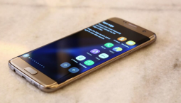 Galaxy S7 edge fiton çmimin Smartphone më i Mirë tek MWC 2017