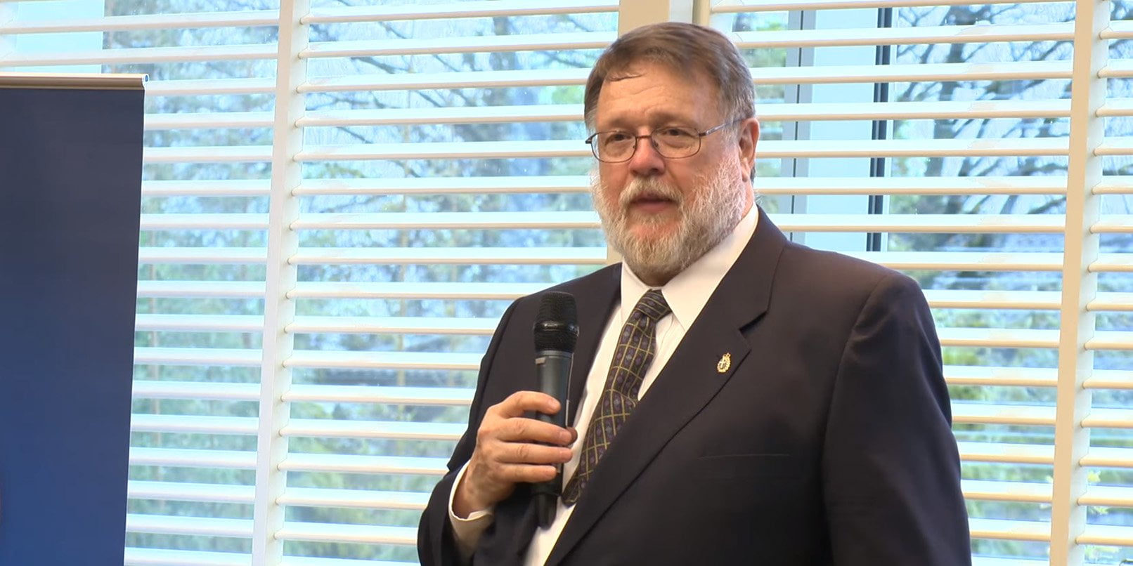 Shpikësi i postës elektronike, Ray Tomlinson ndërron jetë në moshën 74 vjeçare Shpikësi i postës elektronike, Ray Tomlinson ndërron jetë në moshën 74 vjeçare