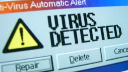 Si dukej një kompjuter kur merrte virus në vitin 1995